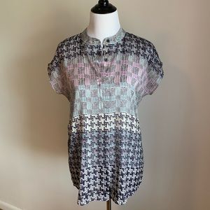 LAST CHANCE Women’s shortsleeved blouse S CAbi
